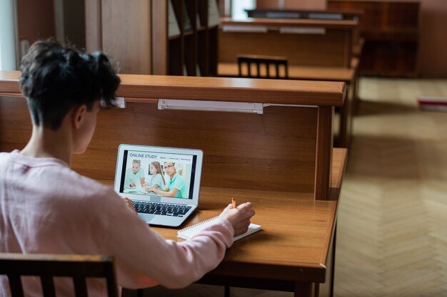 How Noventra Simplifies Academic Life for Students & Scholars